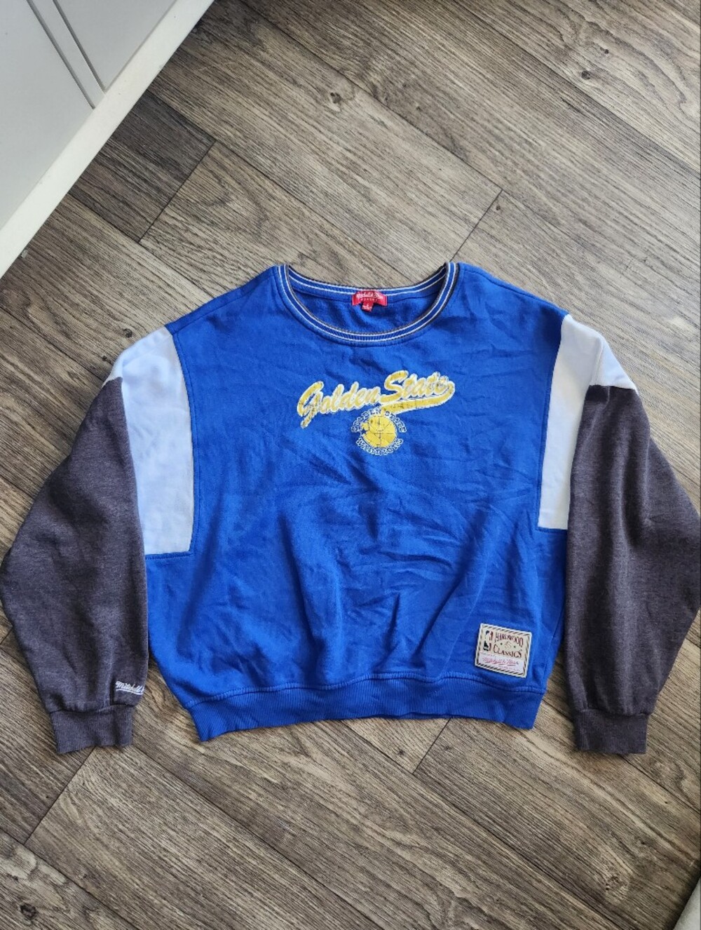 Mitchell & Ness Royal Golden State Warriors Vintage Pullover Crewneck Sweatshirt